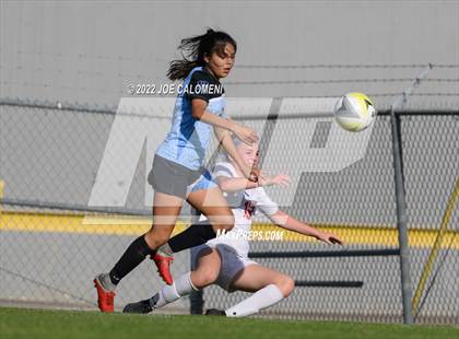 Thumbnail 1 in Lee Vs Harlan (NEISD Soccer Showcase) photogallery.