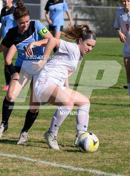 Thumbnail 2 in Lee Vs Harlan (NEISD Soccer Showcase) photogallery.