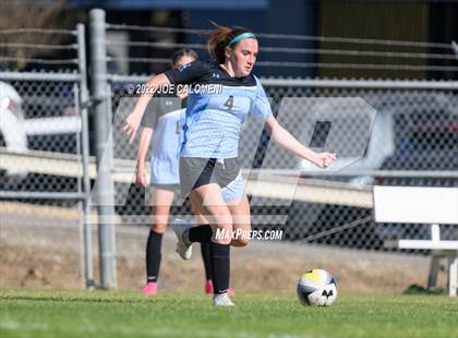 Thumbnail 2 in Lee Vs Harlan (NEISD Soccer Showcase) photogallery.