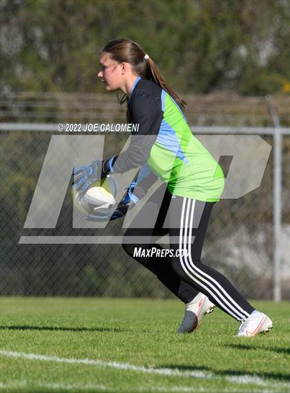 Thumbnail 1 in Lee Vs Harlan (NEISD Soccer Showcase) photogallery.