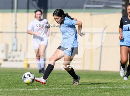 Thumbnail 1 in Lee Vs Harlan (NEISD Soccer Showcase) photogallery.