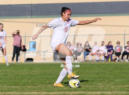 Thumbnail 2 in Lee Vs Harlan (NEISD Soccer Showcase) photogallery.