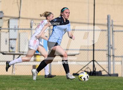 Thumbnail 2 in Lee Vs Harlan (NEISD Soccer Showcase) photogallery.