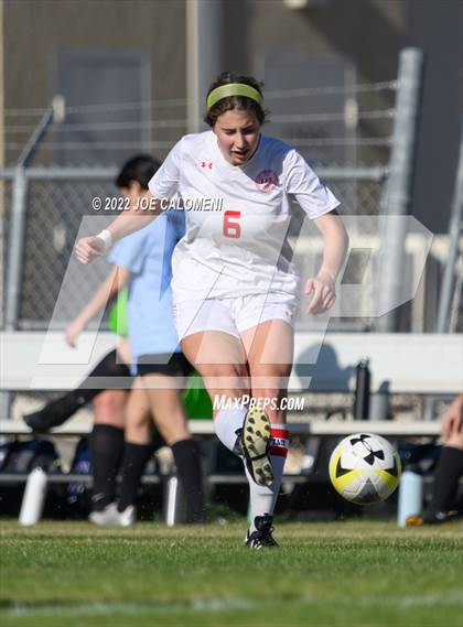 Thumbnail 1 in Lee Vs Harlan (NEISD Soccer Showcase) photogallery.