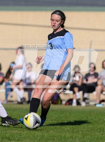 Thumbnail 2 in Lee Vs Harlan (NEISD Soccer Showcase) photogallery.