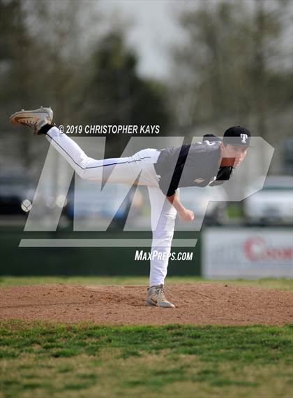 Thumbnail 1 in Althoff Catholic @ Carbondale photogallery.