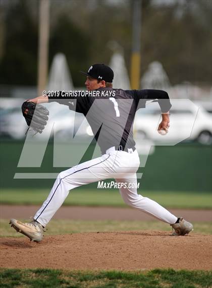 Thumbnail 1 in Althoff Catholic @ Carbondale photogallery.