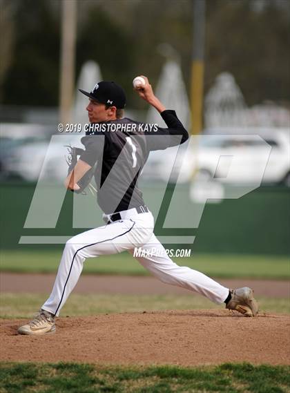 Thumbnail 2 in Althoff Catholic @ Carbondale photogallery.