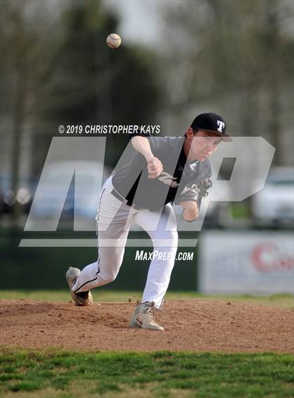 Thumbnail 2 in Althoff Catholic @ Carbondale photogallery.