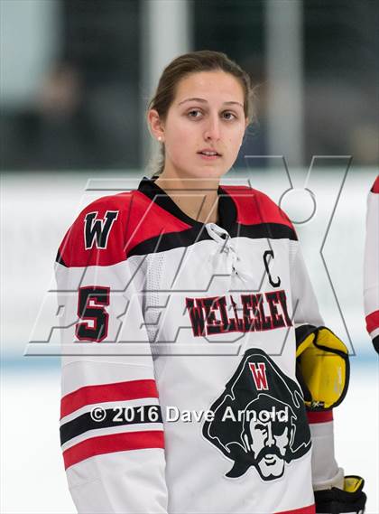 Thumbnail 1 in Needham @ Wellesley photogallery.