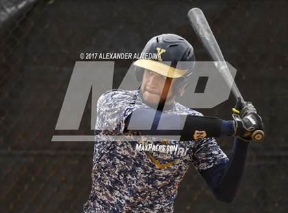 Thumbnail 2 in Fort Hamilton vs Xaverian photogallery.