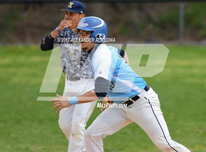 Thumbnail 2 in Fort Hamilton vs Xaverian photogallery.
