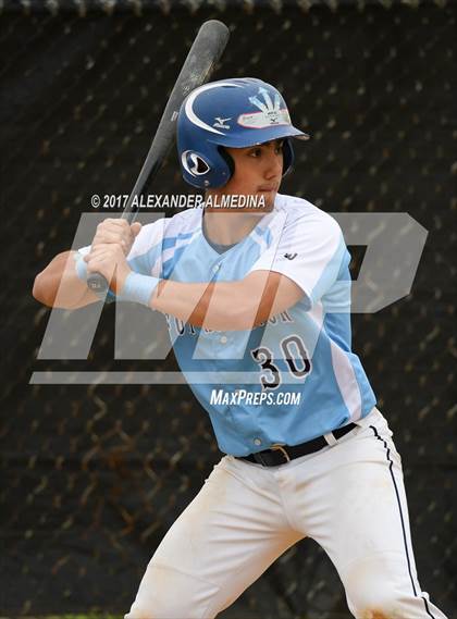 Thumbnail 1 in Fort Hamilton vs Xaverian photogallery.