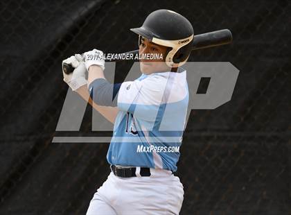 Thumbnail 2 in Fort Hamilton vs Xaverian photogallery.