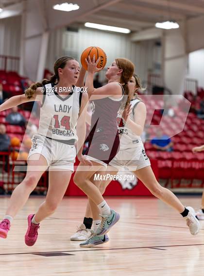 Thumbnail 2 in Flippin vs Alpena (Arvest Tournament) photogallery.