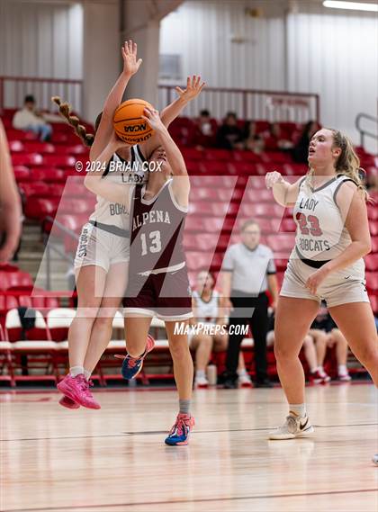 Thumbnail 3 in Flippin vs Alpena (Arvest Tournament) photogallery.