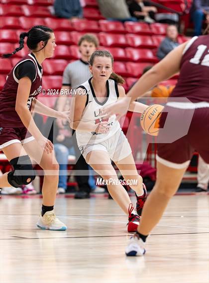 Thumbnail 3 in Flippin vs Alpena (Arvest Tournament) photogallery.