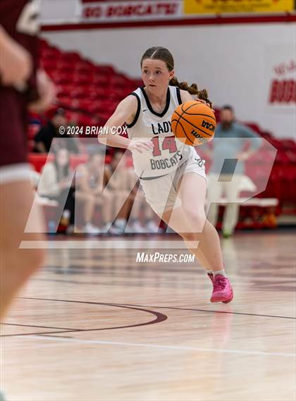 Thumbnail 2 in Flippin vs Alpena (Arvest Tournament) photogallery.