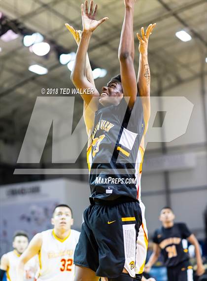 Thumbnail 2 in Mountain View vs. Berkeley (Aptos / S.C. Warriors NorCal Invitational) photogallery.