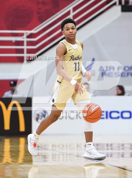 Thumbnail 1 in Paul VI vs. Shadow Mountain (Spalding Hoophall Classic) photogallery.