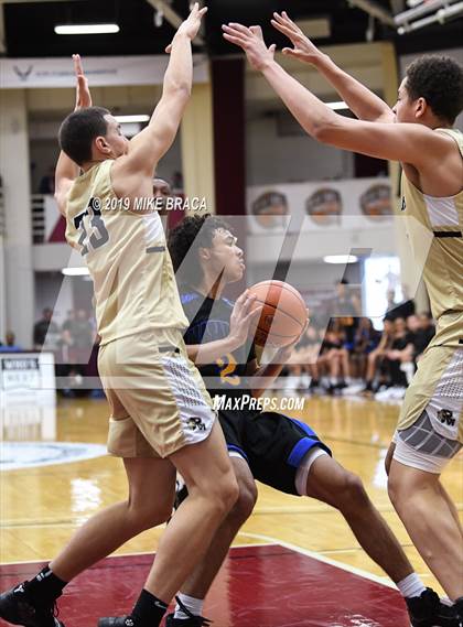 Thumbnail 1 in Paul VI vs. Shadow Mountain (Spalding Hoophall Classic) photogallery.