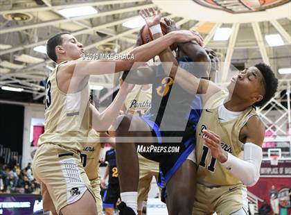 Thumbnail 2 in Paul VI vs. Shadow Mountain (Spalding Hoophall Classic) photogallery.