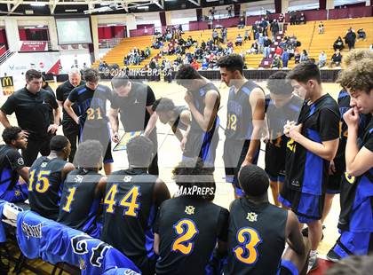 Thumbnail 3 in Paul VI vs. Shadow Mountain (Spalding Hoophall Classic) photogallery.