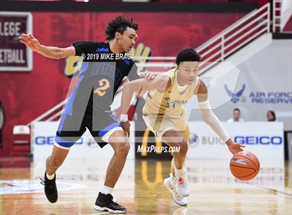 Thumbnail 3 in Paul VI vs. Shadow Mountain (Spalding Hoophall Classic) photogallery.