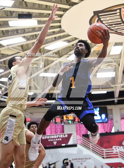 Thumbnail 3 in Paul VI vs. Shadow Mountain (Spalding Hoophall Classic) photogallery.