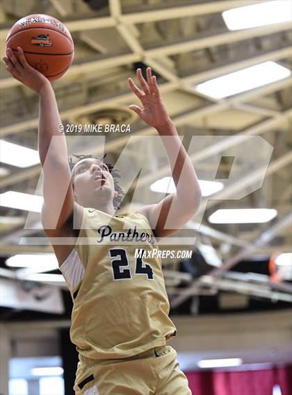 Thumbnail 1 in Paul VI vs. Shadow Mountain (Spalding Hoophall Classic) photogallery.