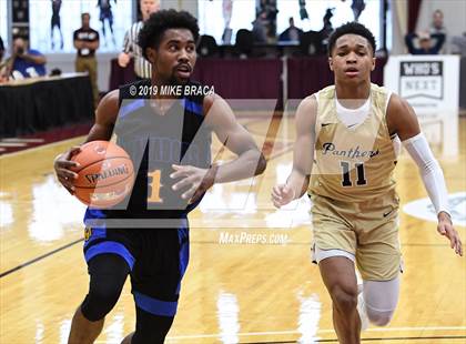 Thumbnail 3 in Paul VI vs. Shadow Mountain (Spalding Hoophall Classic) photogallery.