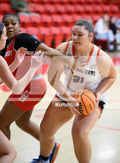 Thumbnail 2 in Batesville vs. Rivercrest (Cavenaugh Classic) photogallery.