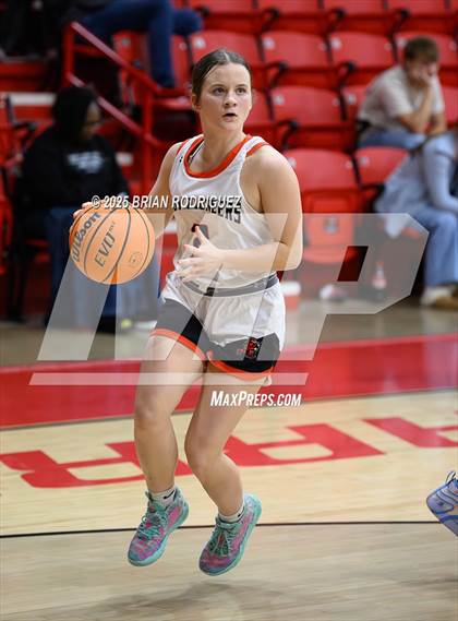 Thumbnail 1 in Batesville vs. Rivercrest (Cavenaugh Classic) photogallery.