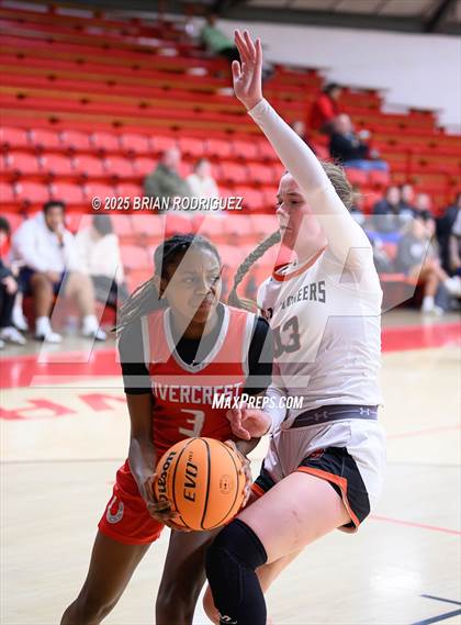 Thumbnail 2 in Batesville vs. Rivercrest (Cavenaugh Classic) photogallery.