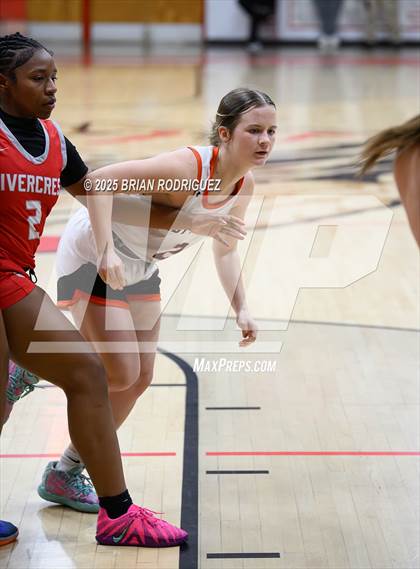 Thumbnail 2 in Batesville vs. Rivercrest (Cavenaugh Classic) photogallery.