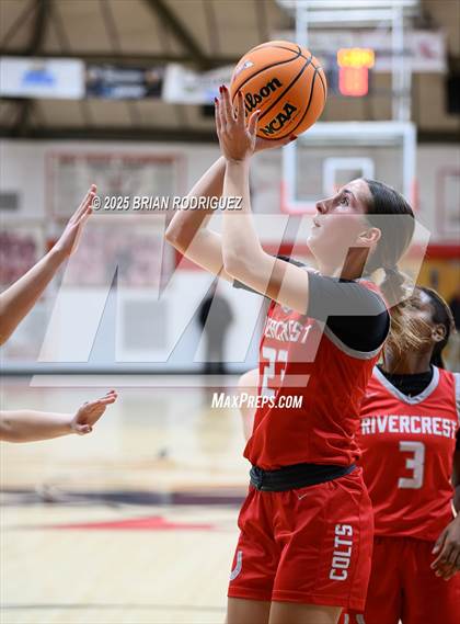 Thumbnail 1 in Batesville vs. Rivercrest (Cavenaugh Classic) photogallery.