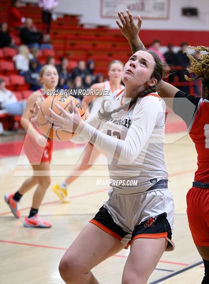 Thumbnail 3 in Batesville vs. Rivercrest (Cavenaugh Classic) photogallery.