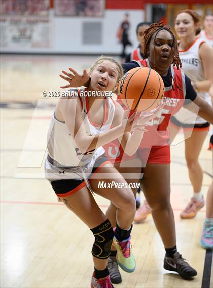 Thumbnail 2 in Batesville vs. Rivercrest (Cavenaugh Classic) photogallery.