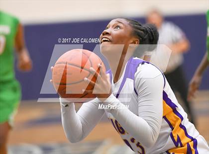 Thumbnail 3 in Brackenridge Vs Houston [Sam] (SAISD Invitational) photogallery.