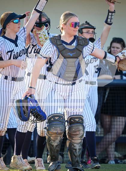 Thumbnail 1 in Collierville @ Arlington photogallery.