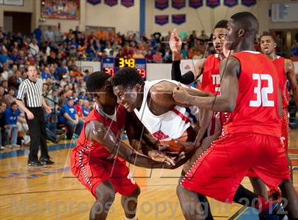 Thumbnail 2 in Madison Central vs Travis (Marshall County Hoopfest) photogallery.