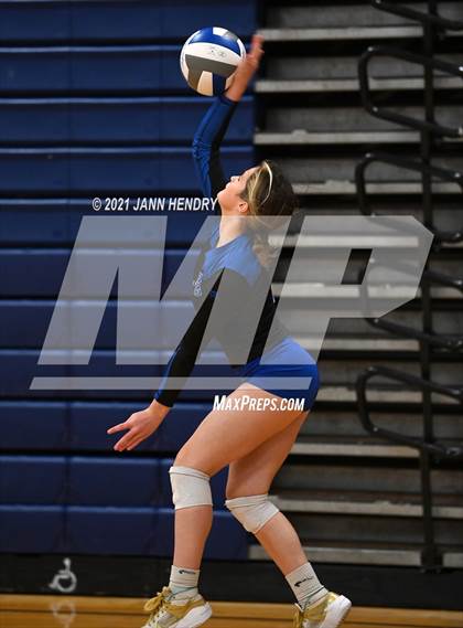 Thumbnail 2 in Pleasant Grove vs. Arbor View (Durango Fall Classic) photogallery.