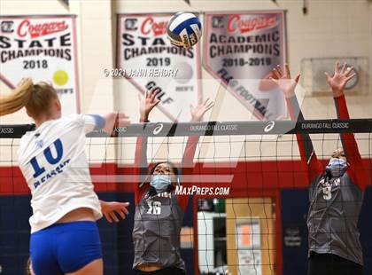 Thumbnail 1 in Pleasant Grove vs. Arbor View (Durango Fall Classic) photogallery.