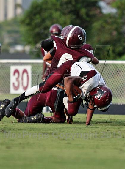 Thumbnail 3 in Fulton @ Bearden photogallery.