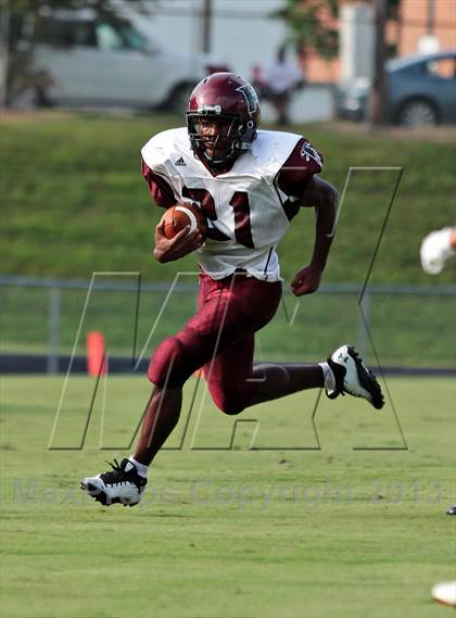 Thumbnail 1 in Fulton @ Bearden photogallery.