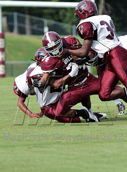 Thumbnail 1 in Fulton @ Bearden photogallery.