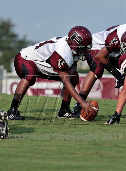 Thumbnail 1 in Fulton @ Bearden photogallery.