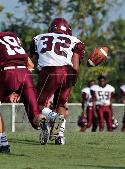 Thumbnail 1 in Fulton @ Bearden photogallery.