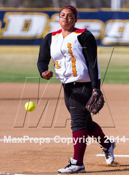 Thumbnail 3 in Mountain Empire vs. Southwest (CIF SDS Division V Final)  photogallery.