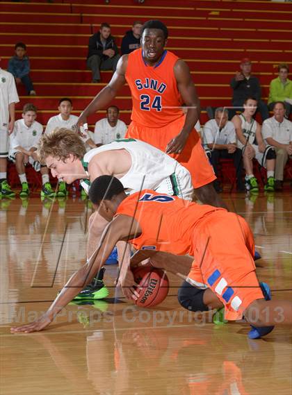 Thumbnail 1 in St. Mary's vs. St. Joseph Notre Dame (Father Barry Classic) photogallery.